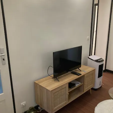 Meuble Gambetta Apartment Paris